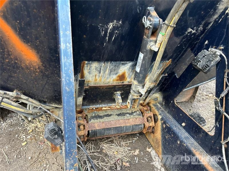  Equipement GD GDU-917 17 Ft Spreader Box معدات البناء - غير ذلك