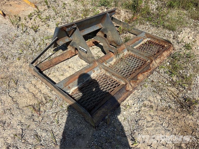 Erskine 77 in Skid Steer Landplane Sleepeggen