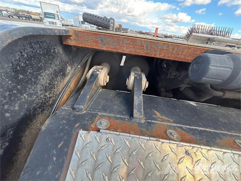 Etnyre Perimeter Tri/A Lowboy Trailer Nizki nakladalci