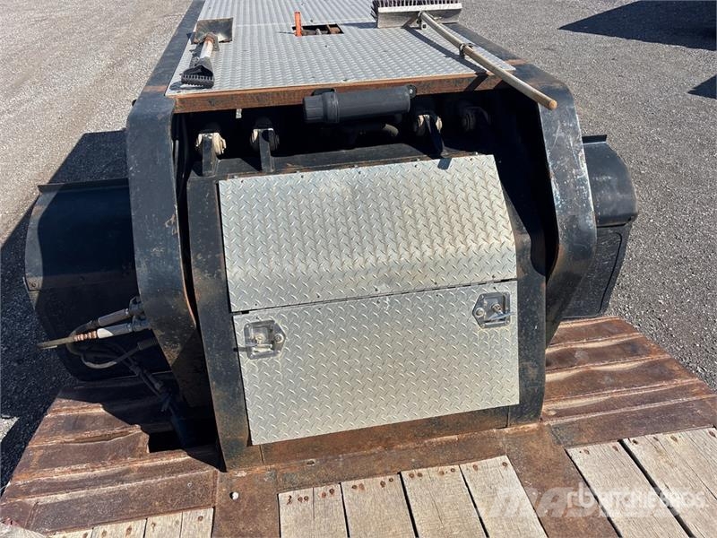 Etnyre Perimeter Tri/A Lowboy Trailer Nizki nakladalci