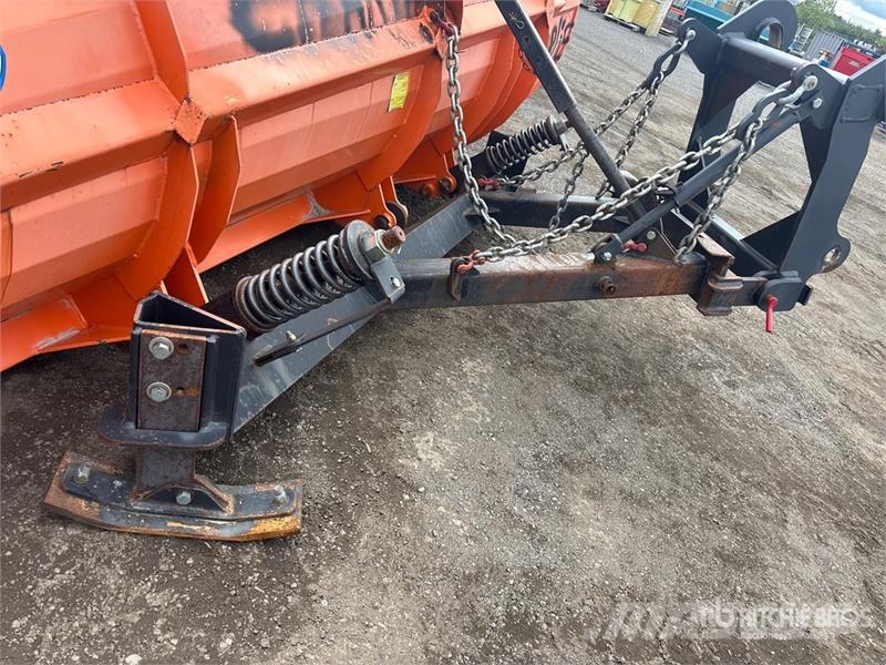 Everest 12 ft 1 Way Snow Plow حراثات ونصول الجليد