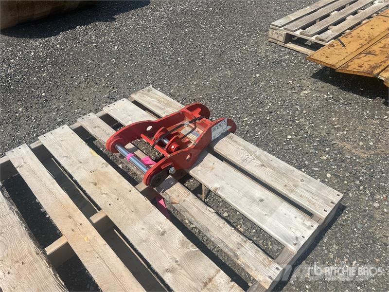  Excavator Thumb Godet