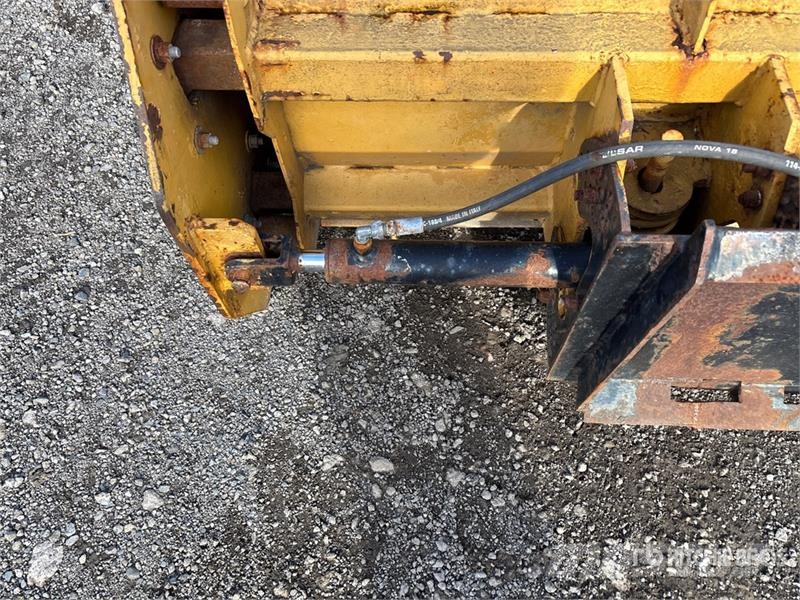 Extendable 7-13 ft Snow Pusher - Fits Skid steer Снежные отвалы и плуги