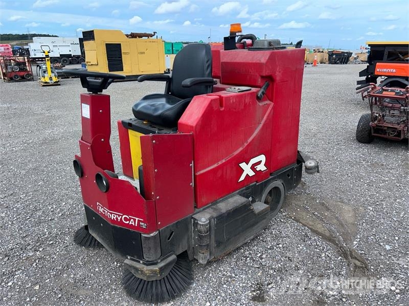 Factory Cat XR Ride-On Electric Floor Sweeper Other vegetable equipment