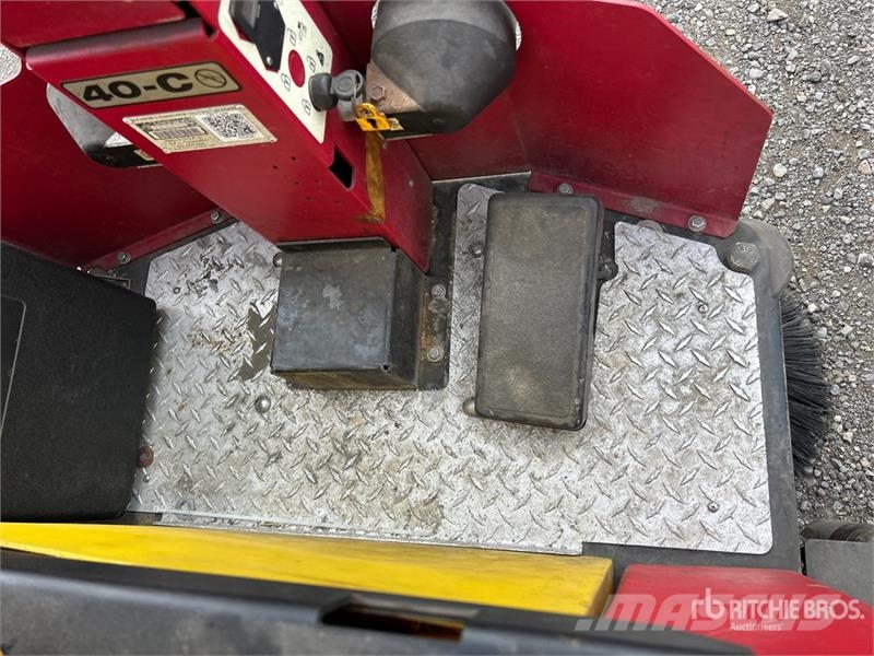 Factory Cat XR Ride-On Electric Floor Sweeper Other vegetable equipment