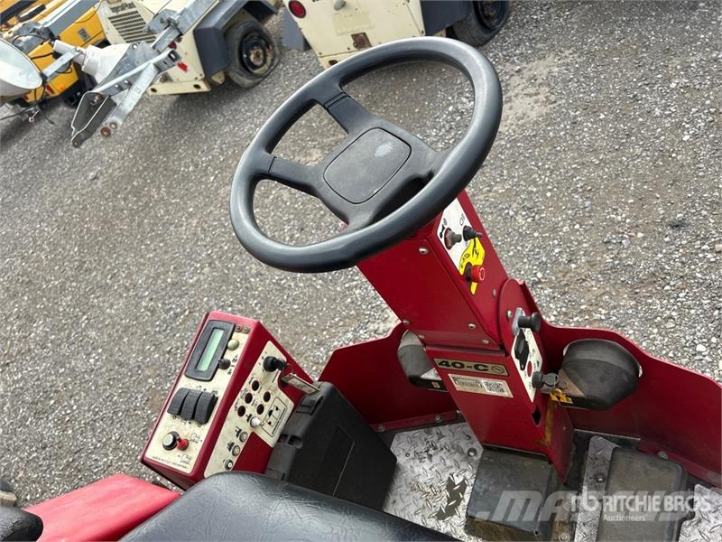 Factory Cat XR Ride-On Electric Floor Sweeper Other vegetable equipment