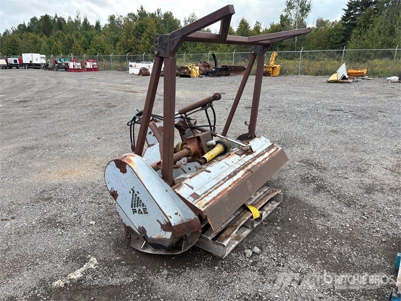 FAE 72 in Mulcher Attachment Utilaje silvicultura