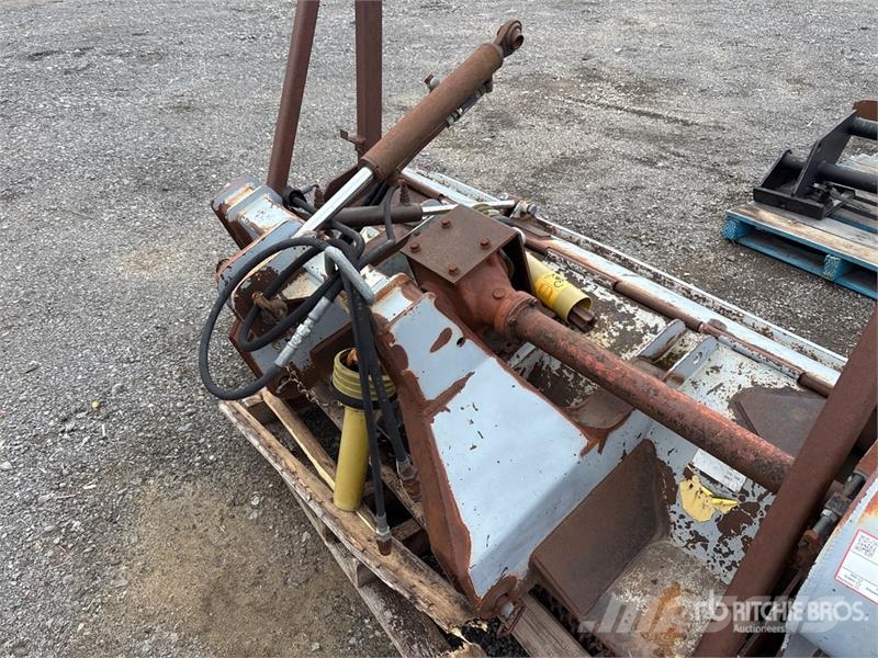 FAE 72 in Mulcher Attachment Utilaje silvicultura