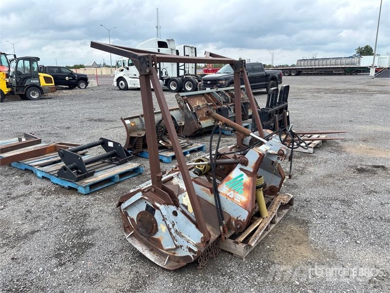 FAE 72 in Mulcher Attachment Utilaje silvicultura