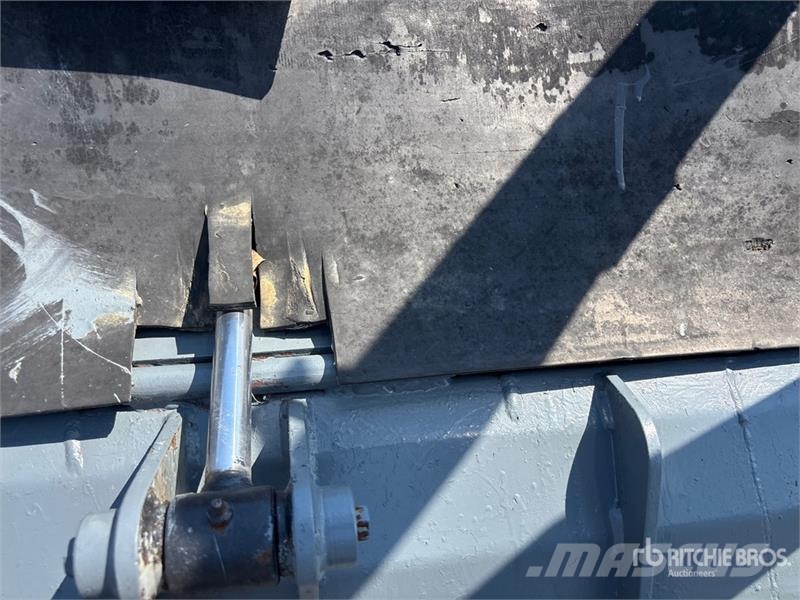FAE 79 in Mulcher Attachment Trituradoras forestales