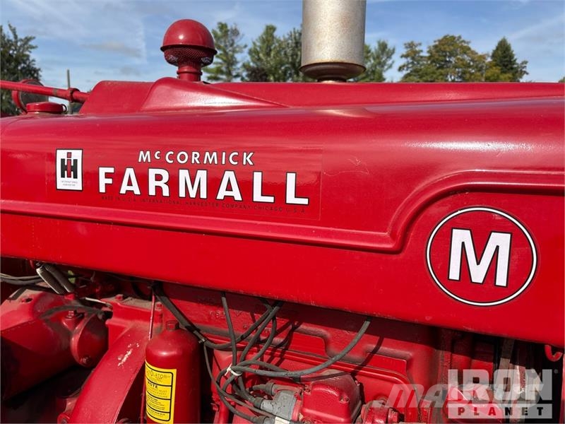 Farmall M 2WD Narrow Front Row Crop Antique Tractor Tractors
