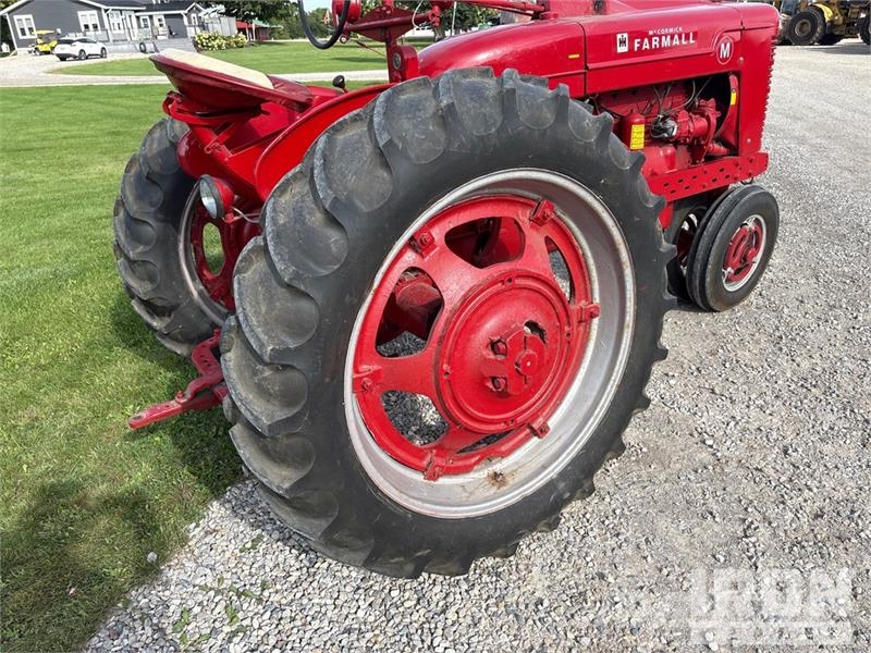 Farmall M 2WD Narrow Front Row Crop Antique Tractor Tractors