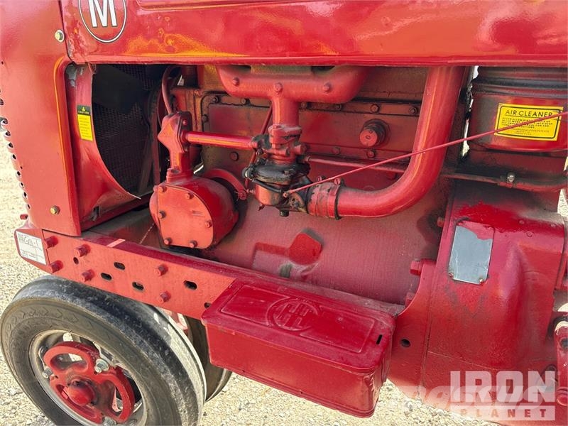 Farmall M 2WD Narrow Front Row Crop Antique Tractor Tractors