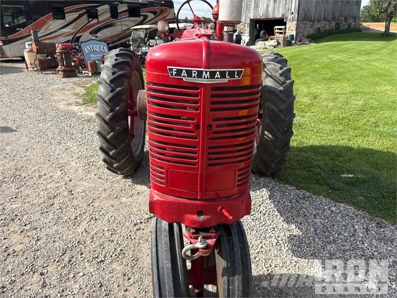 Farmall M 2WD Narrow Front Row Crop Antique Tractor Tractors