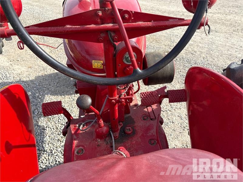 Farmall M 2WD Narrow Front Row Crop Antique Tractor Tractors