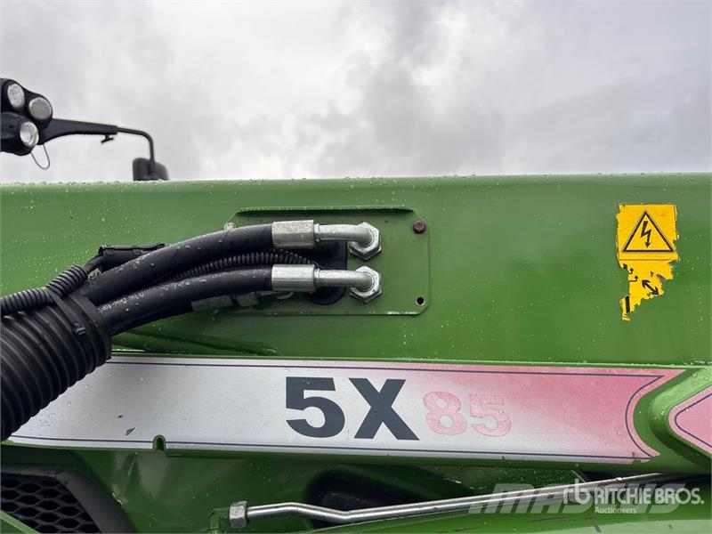 Fendt 714 Vario Tractoren