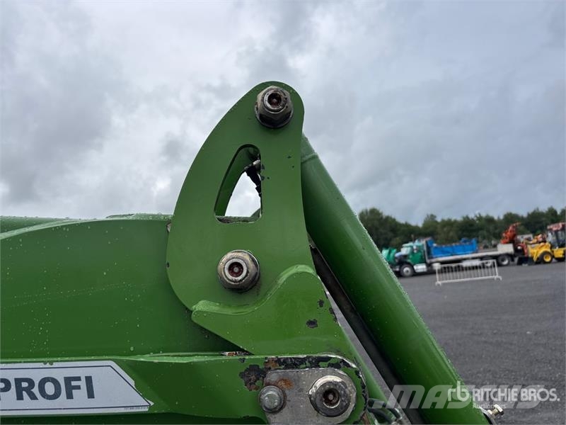 Fendt 714 Vario Tractoren