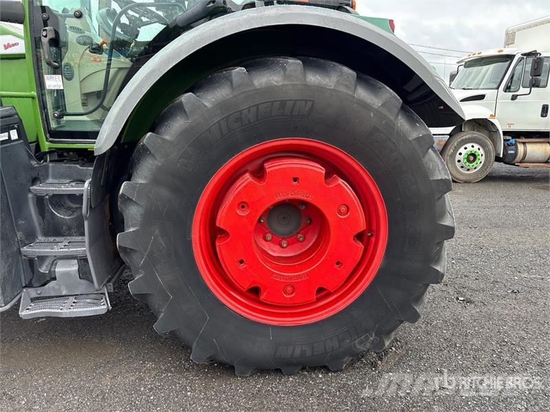 Fendt 714 Vario Tractoren