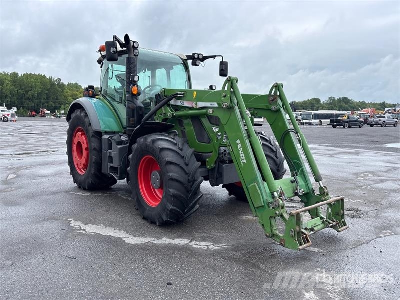 Fendt 714 Vario Tractoren