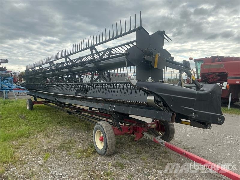 Fendt 9255 40 ft Draper Combine Header Leikkuupöydät