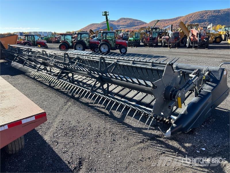 Fendt Dynaflex 9255 40 ft Draper Combine Header Skjærebord til skurtresker