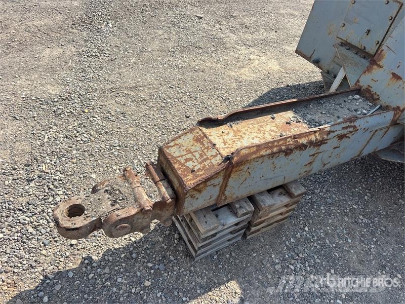 Ferguson RT-100S 96 in Pneumatic Pull Behind Roller مداحل رجاجة مجرورة