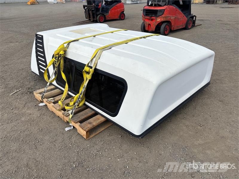 Fibrobec F9885 Truck Cap Cabines