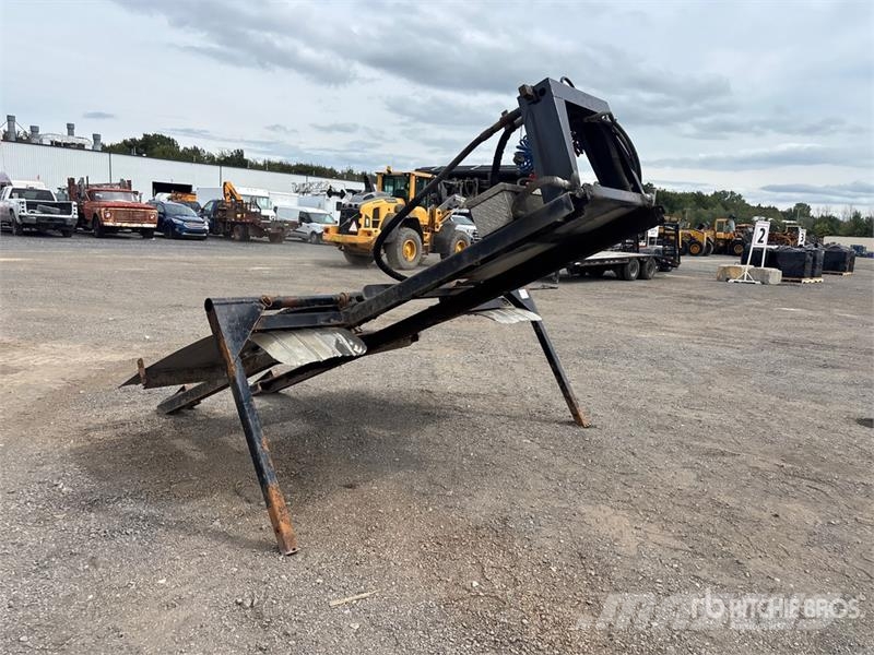 Fifth Wheel Plate with Frame Drugi deli