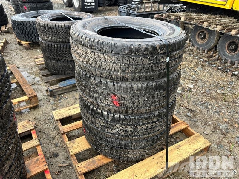 Firestone Transforce A/T 265/70R17 Tires Pneumatiky, kolesá a ráfiky