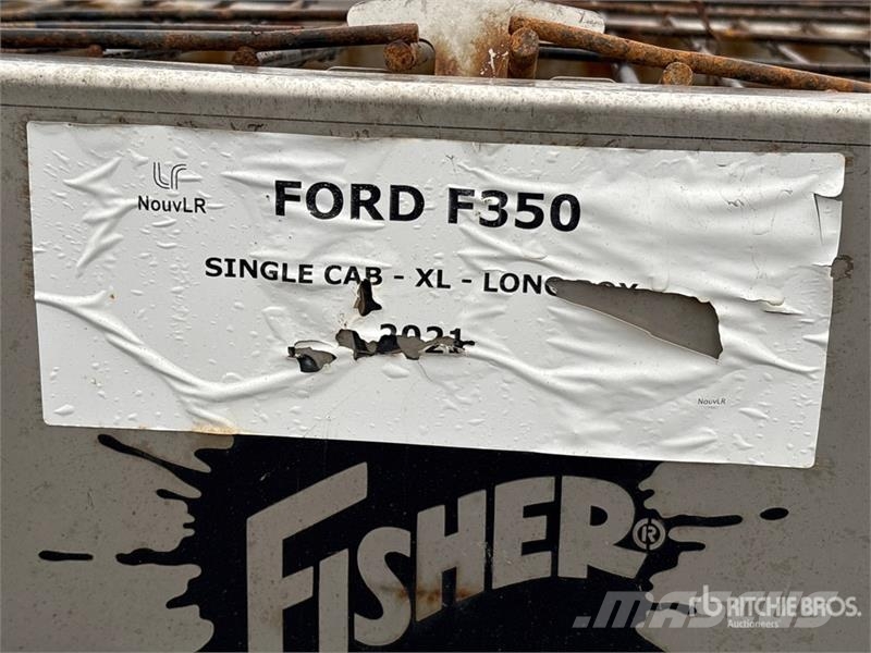 Fisher 99000-1 Steel Caster Electric Salt Spreader Posipači soli i peska