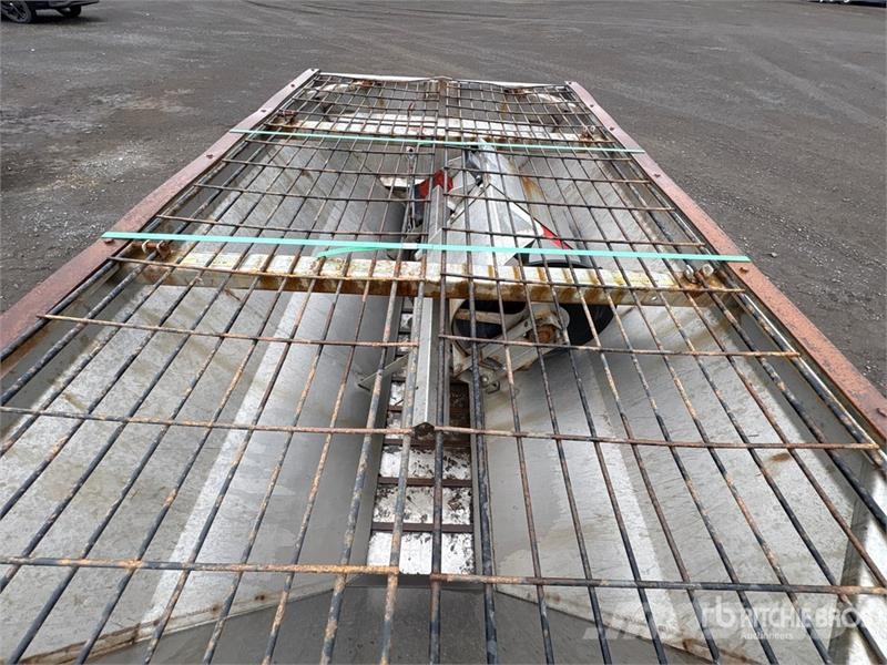 Fisher Electric Salt Spreader معدات نشر الرمال والملح