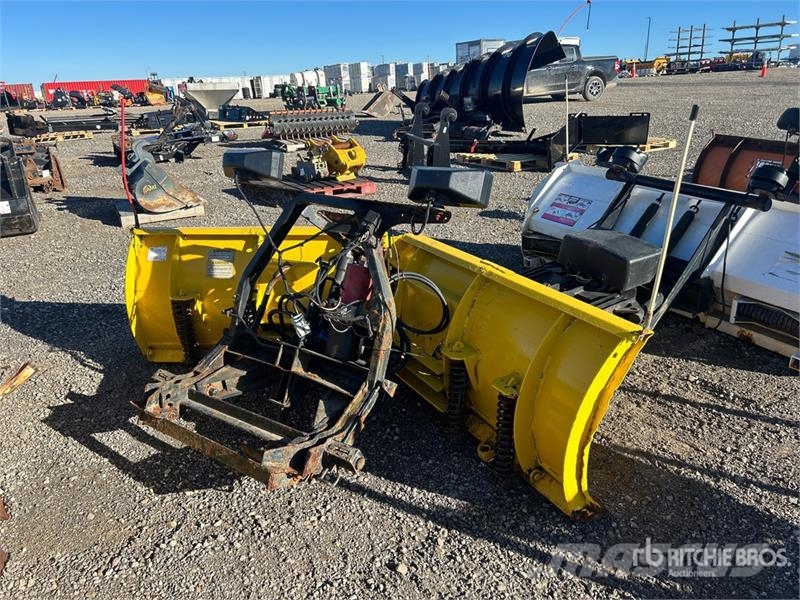 Fisher Minute Mount 8 ft 4 in Snow Plow Lumiaurat