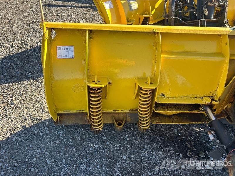 Fisher Minute Mount 8 ft 4 in Snow Plow Lumiaurat