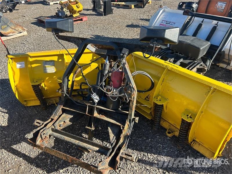 Fisher Minute Mount 8 ft 4 in Snow Plow Lumiaurat