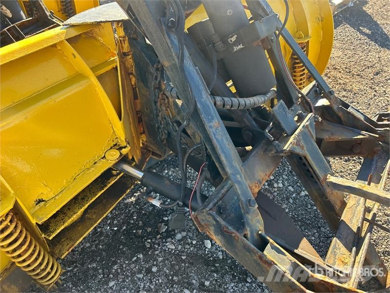 Fisher Minute Mount 8 ft 4 in Snow Plow Lumiaurat