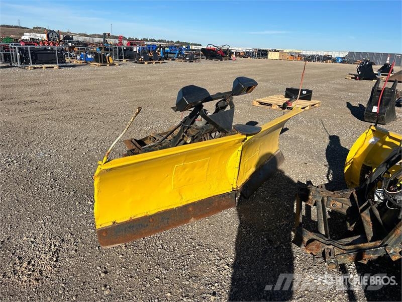 Fisher Minute Mount 8 ft 4 in Snow Plow Lumiaurat