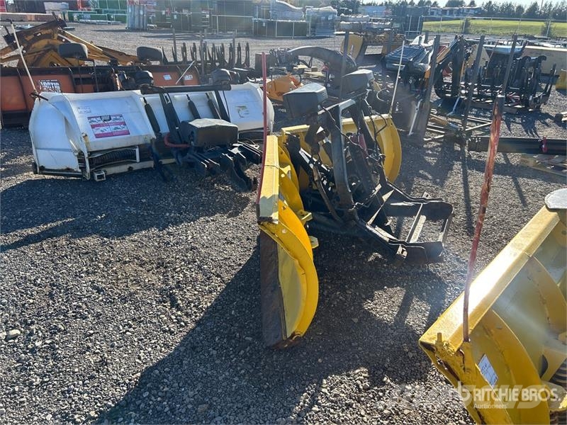 Fisher Minute Mount 8 ft 4 in Snow Plow Lumiaurat
