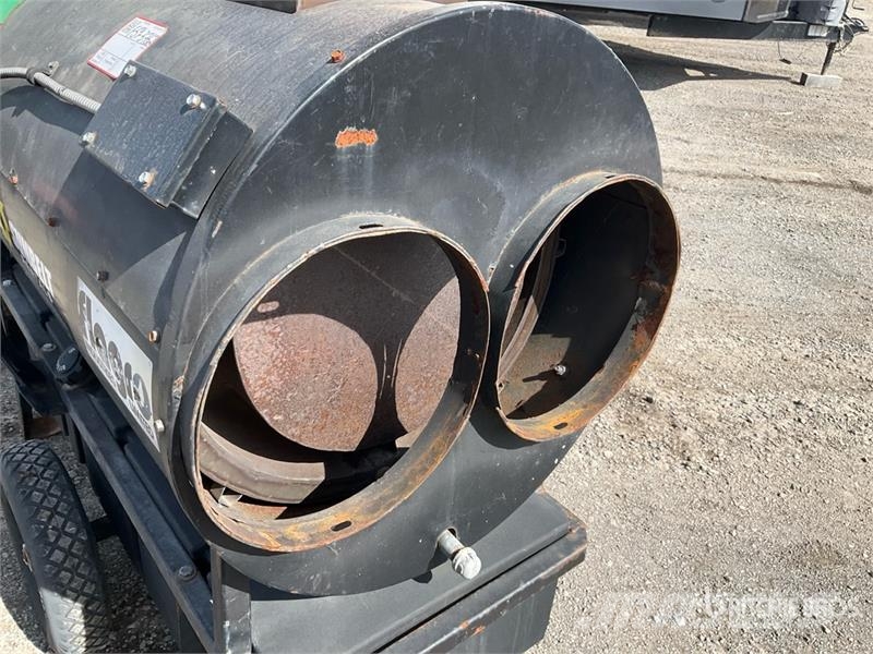 Flagro FLFVO-400 325000 BTU Space Heater Heating and thawing equipment