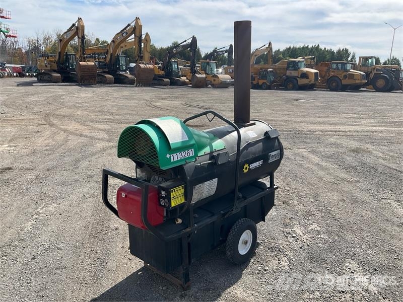 Flagro FLFVO-400 325000 BTU Space Heater Heating and thawing equipment