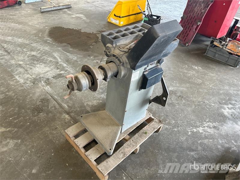FMC 4200 Tire Balancer Andre komponenter