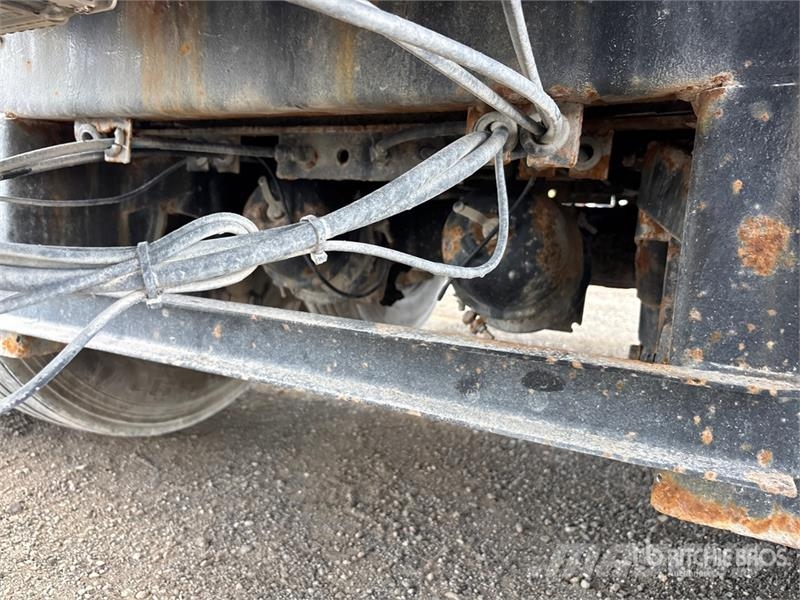 Fontaine 48 ft T/A Flatbed Trailer Flatbed/Dropside trailers