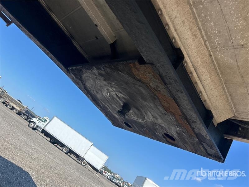Fontaine 48 ft T/A Step Deck Trailer لوادر منخفضة