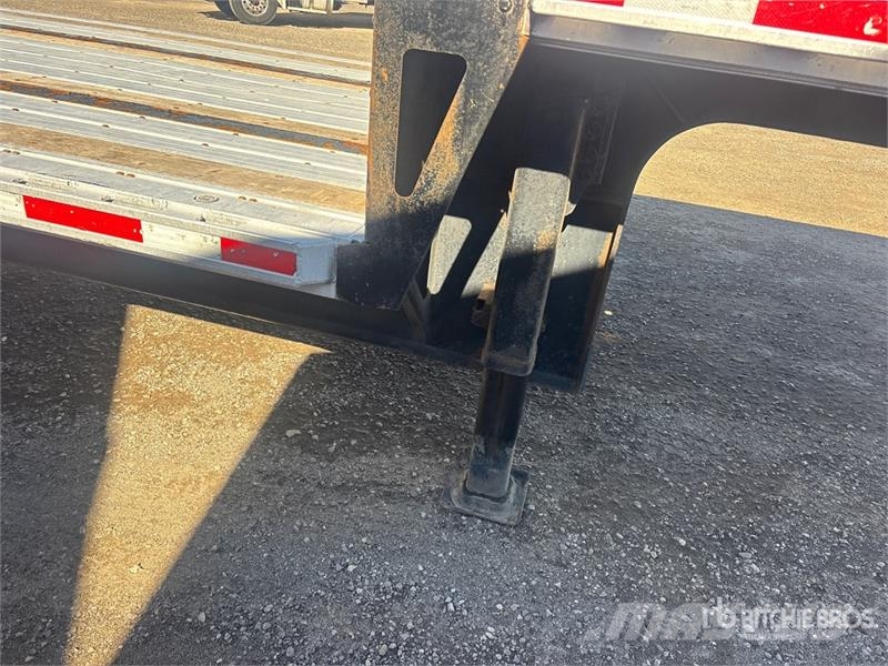 Fontaine 53 ft T/A Step Deck Trailer 平板拖车