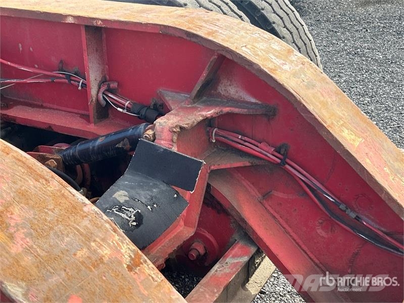 Fontaine 604TI Tri/A Lowboy Trailer 平板拖车