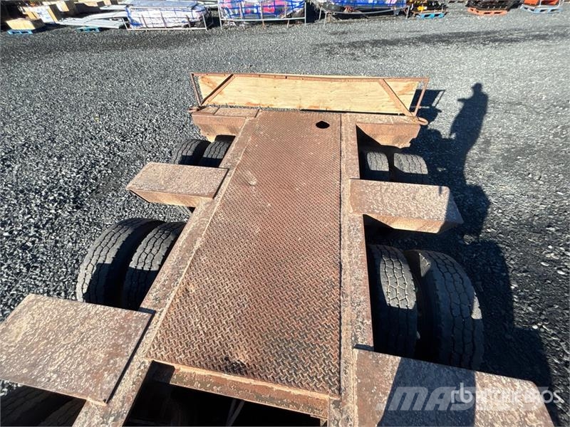 Fontaine Tri/A Removable Gooseneck Lowboy Trailer Niski utovarivači
