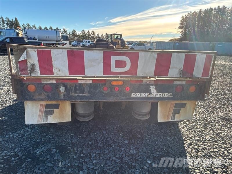 Fontaine Tri/A Removable Gooseneck Lowboy Trailer Niski utovarivači
