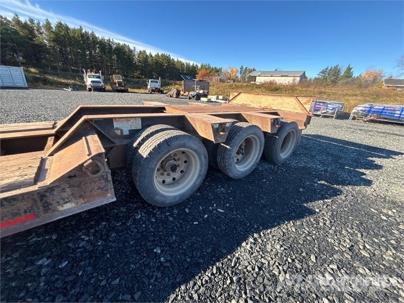 Fontaine Tri/A Removable Gooseneck Lowboy Trailer Niski utovarivači