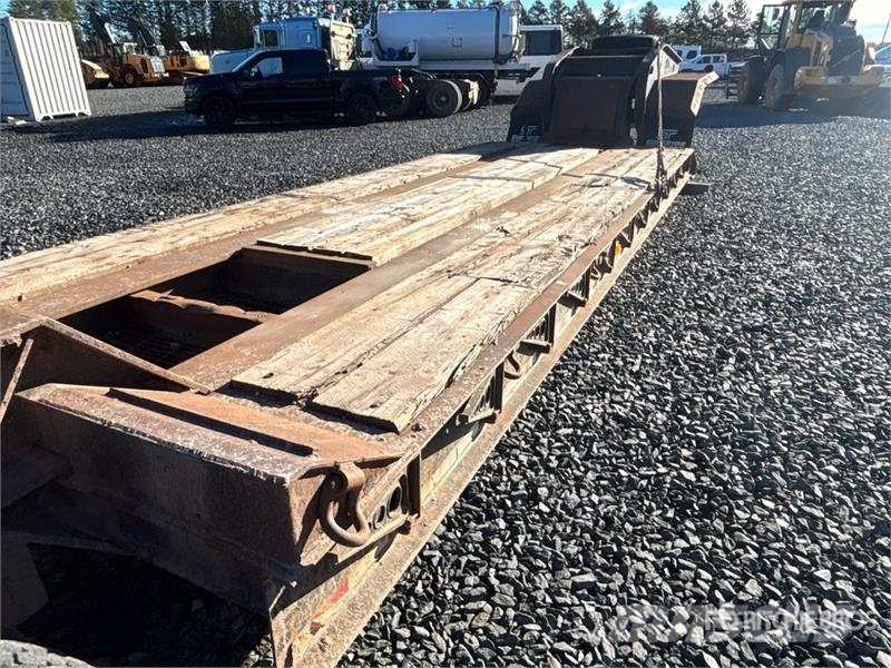 Fontaine Tri/A Removable Gooseneck Lowboy Trailer Niski utovarivači