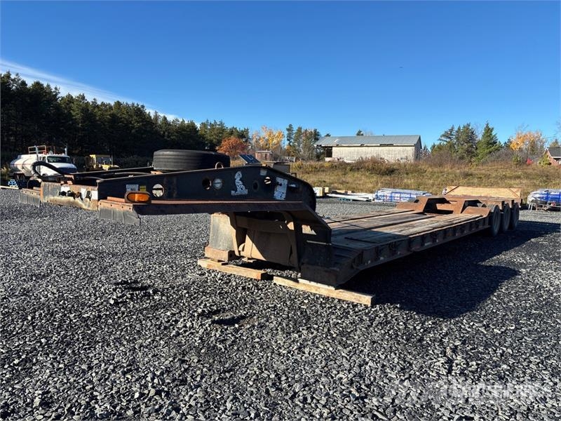 Fontaine Tri/A Removable Gooseneck Lowboy Trailer Niski utovarivači