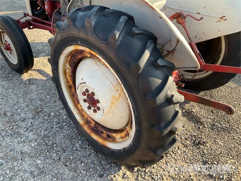 Ford 2WD Antique Tractor (Inoperable) Tractors